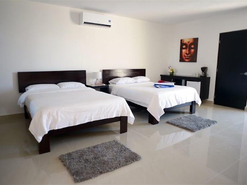 Sunrise 42 Suites Hotel Плая дел Кармен Екстериор снимка